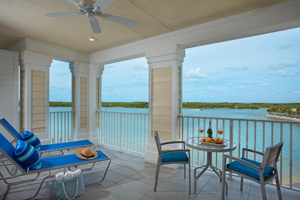 The Pointe Hotel photo 1