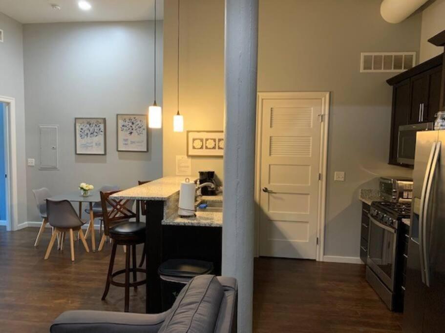 #2BR-1BA Loft Downtown KC in Historic Building photo 4
