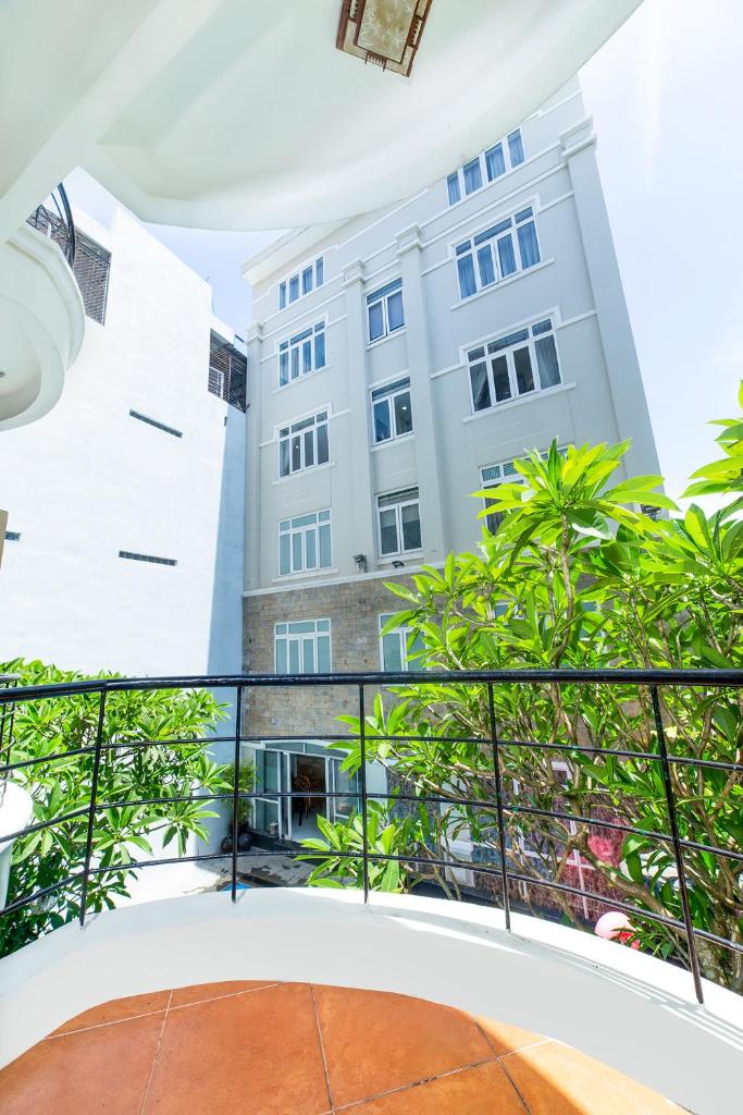 GoldCoast Da Nang Hotel