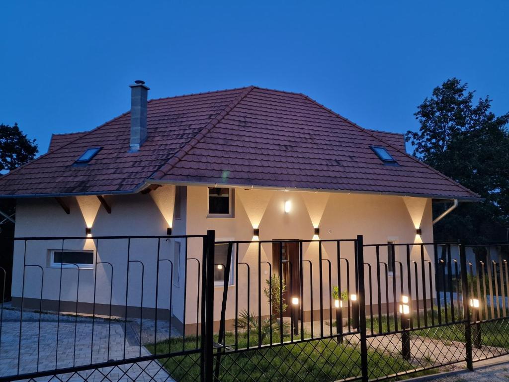 Forest House Balaton photo 1