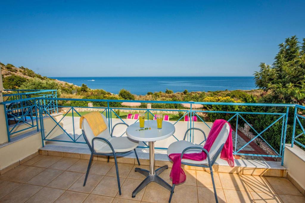 Villa Skala Seaview by Villa Plus photo 4