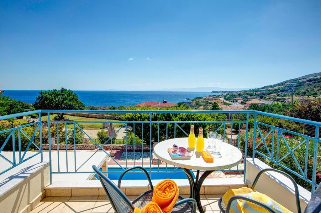 Villa Skala Beachview by Villa Plus photo 3