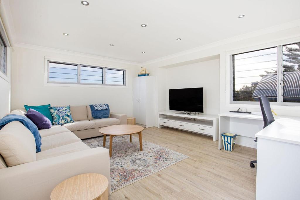 Watermans Pet Friendly 1 Min Walk to Beach photo 3