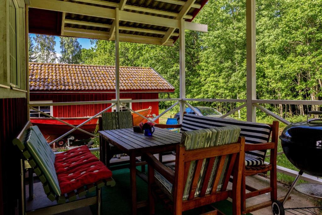 Super cozy cottage in Sunnaryd on the east side of lake Bolmen photo 2