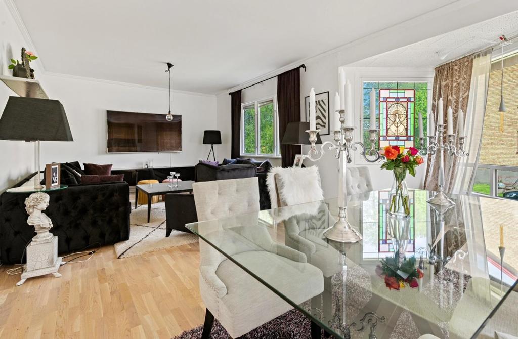 Beautiful Home in the Swedish landscape photo 1