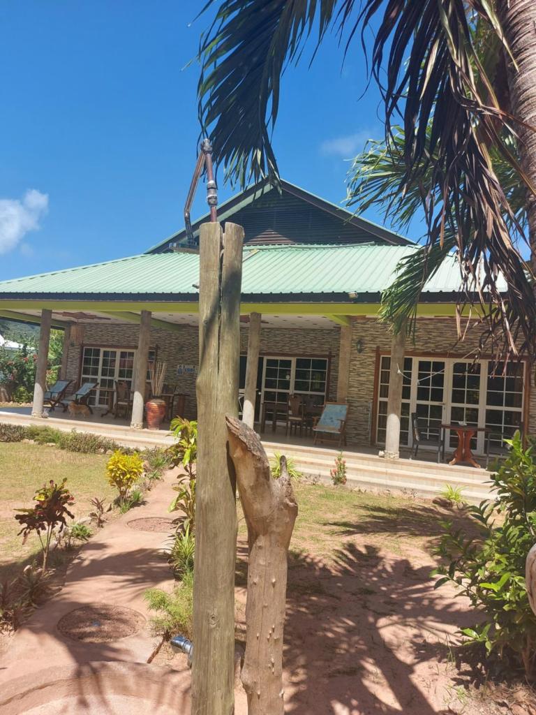 Elje Villa photo 1