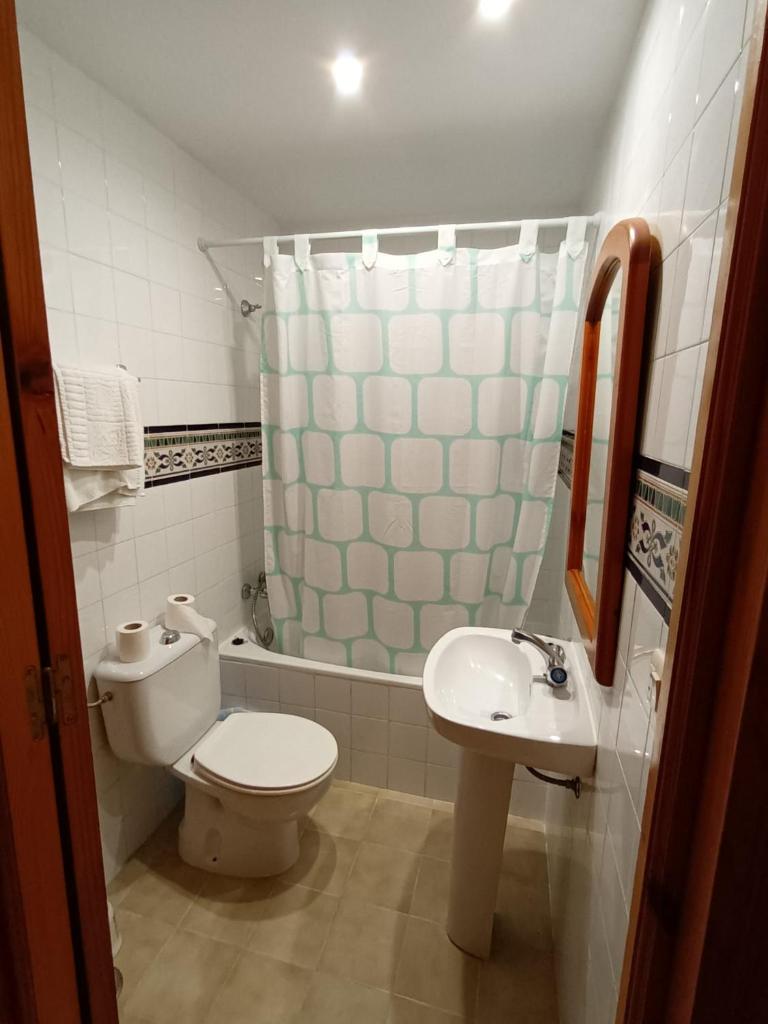 HOSTAL MONCADA photo 1