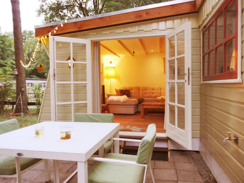 The Sunbird Inn - with luxurious bathroom photo 1