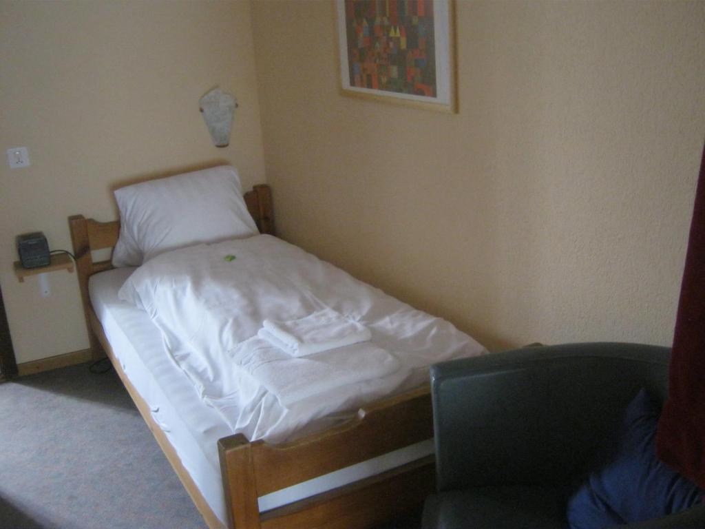 Трехместный (Трехместный номер с общей ванной комнатой), Hotel Garni Ursalina