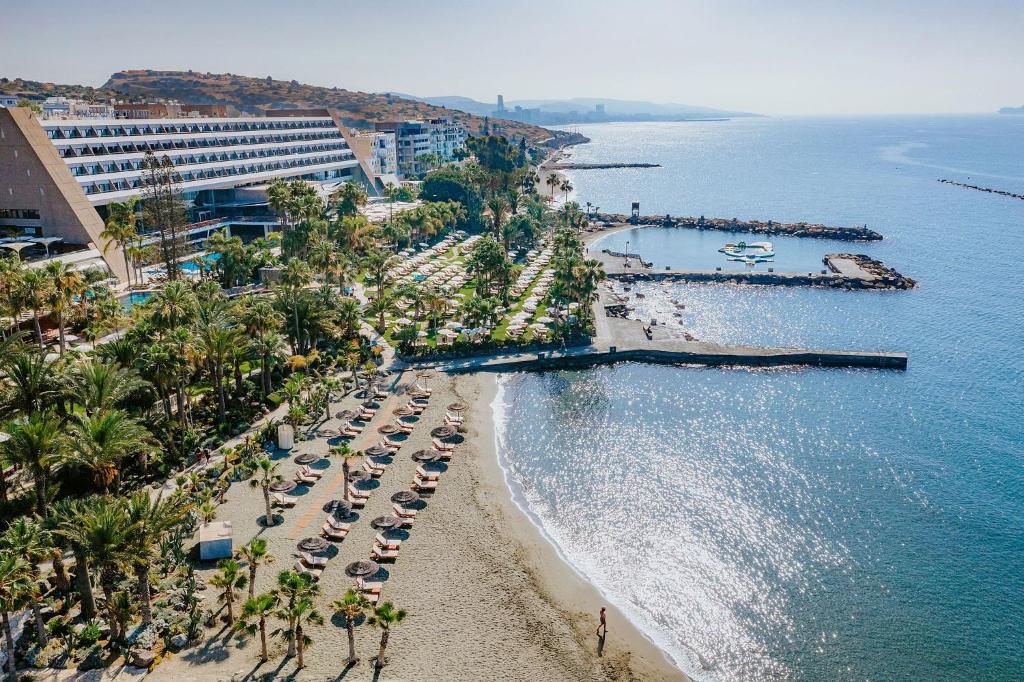 Amathus Beach Hotel Limassol photo 1