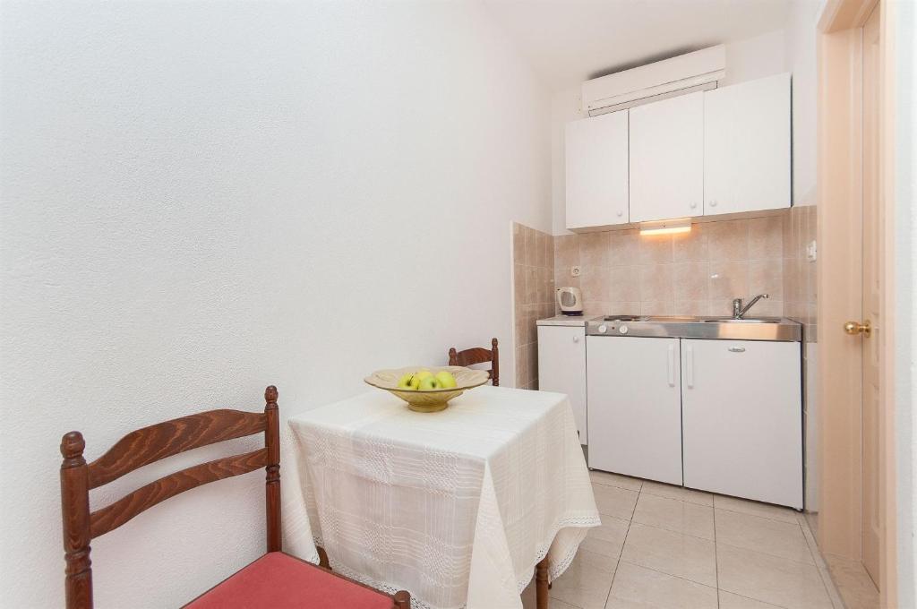 Apartments Ante photo 1