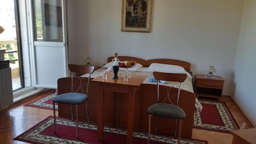 Room Marin photo 2
