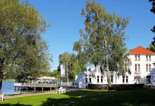 Seehotel Krakow am See photo 4
