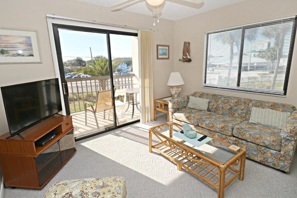 Ocean Village Club N21 image