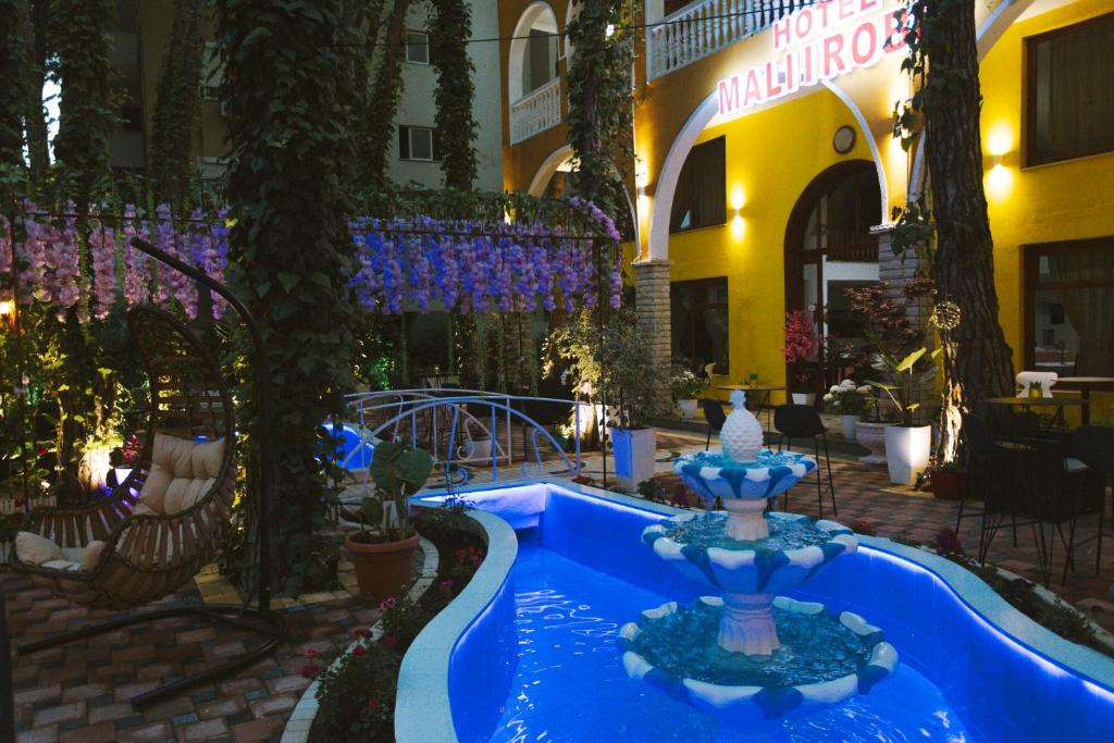 Hotel Mali i Robit photo 4