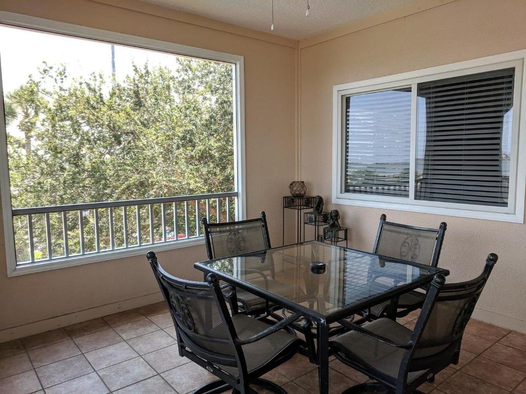Inn at Camachee Harbor Deluxe Suite 25 photo 2