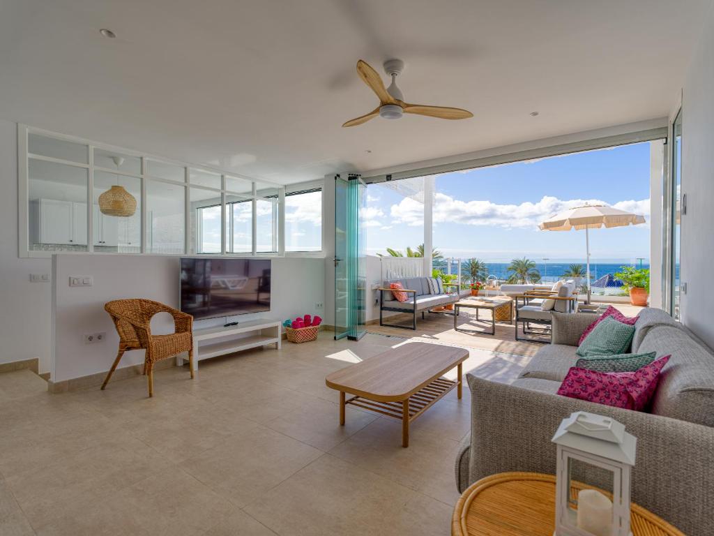 Pasitoblanco Porto Mare 7 Seaview Villa private heated pool photo 1