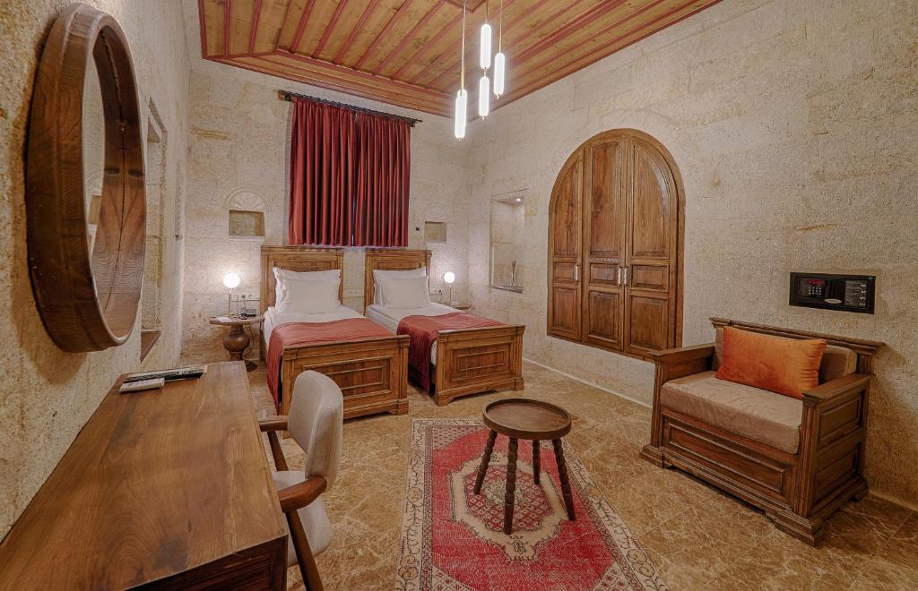 Solem Cave Suites photo 2
