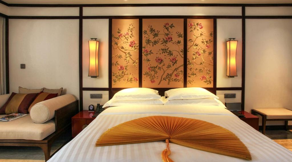 Двухместный (Номер с горячим источником - Кровать размера «king-size»), Banyan Tree Chongqing Beibei