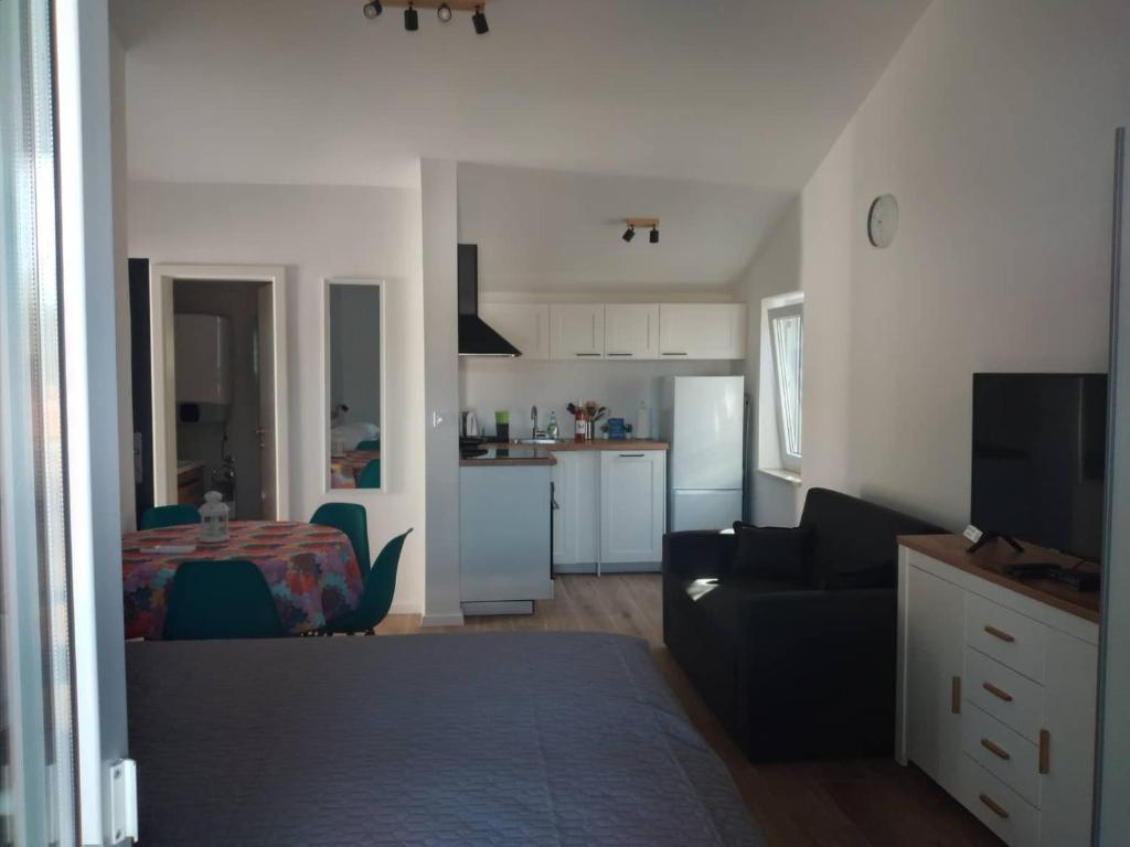 Apartmani LUNI photo 3