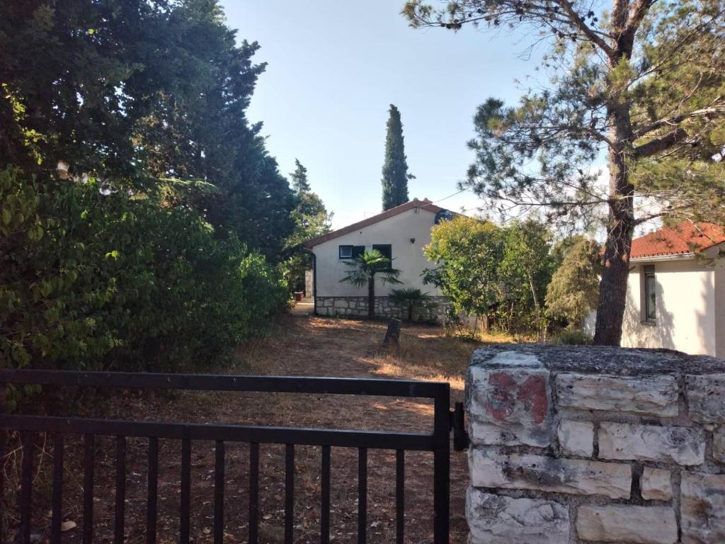 Apartmani LUNI photo 1
