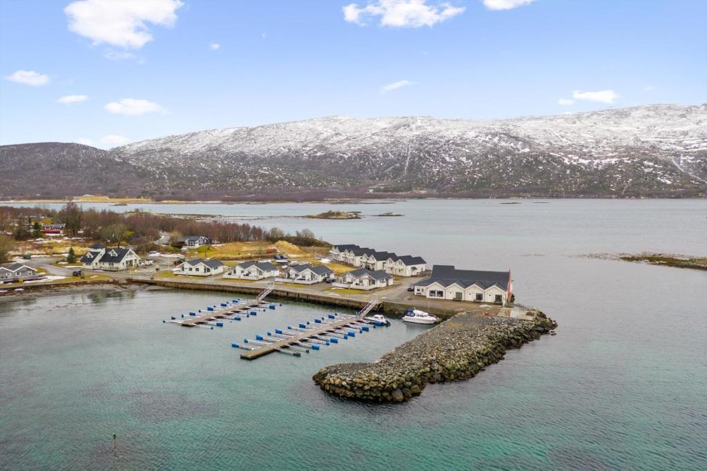 Idyllisk sjøhus på Naurstad photo 3