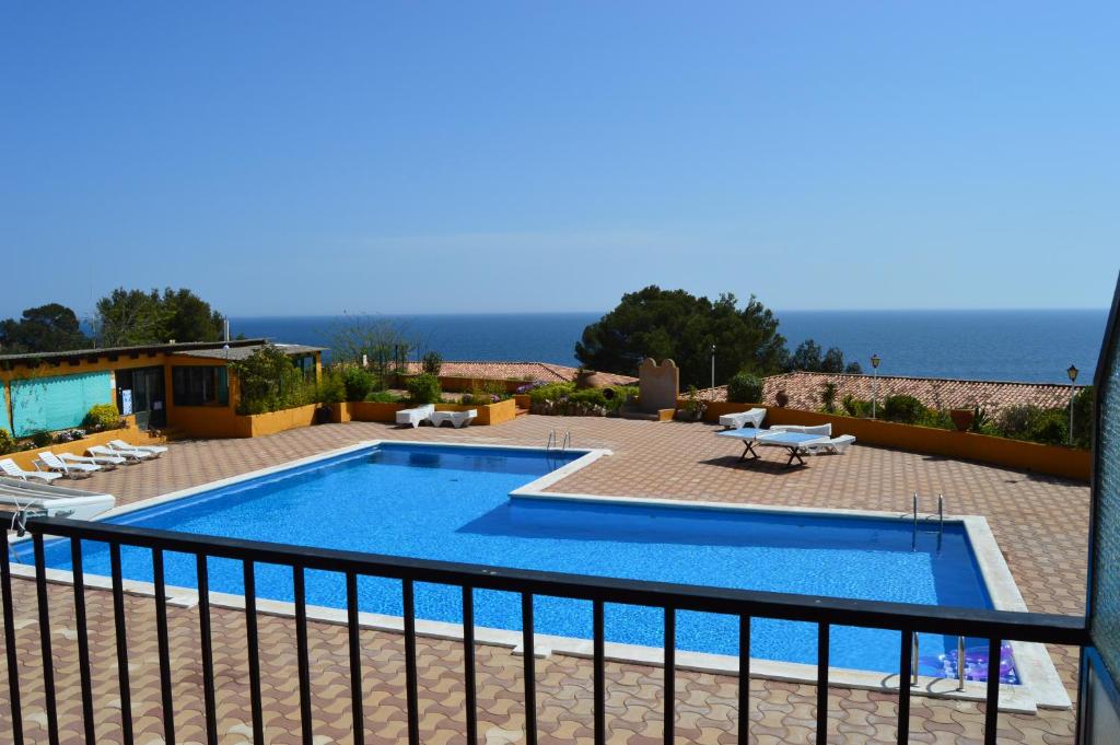 STUDIOS PREMIER - Cala Llevado photo 1