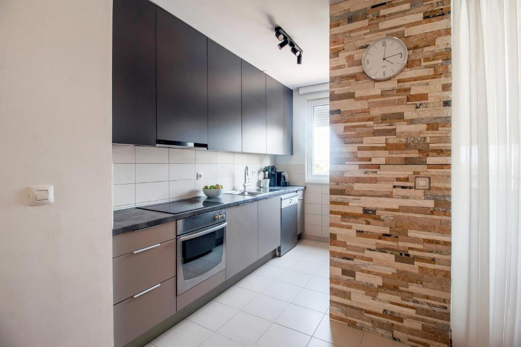 Apartment Montesa Zadar with free parking and balcony photo 4