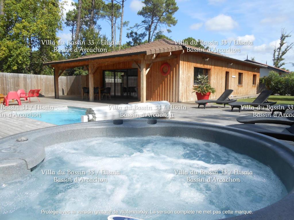 Villa plein de charme , piscine et SPA, 8 occupants MAX, proche plage, port et commerces, 4 chambres dans un quartier calme