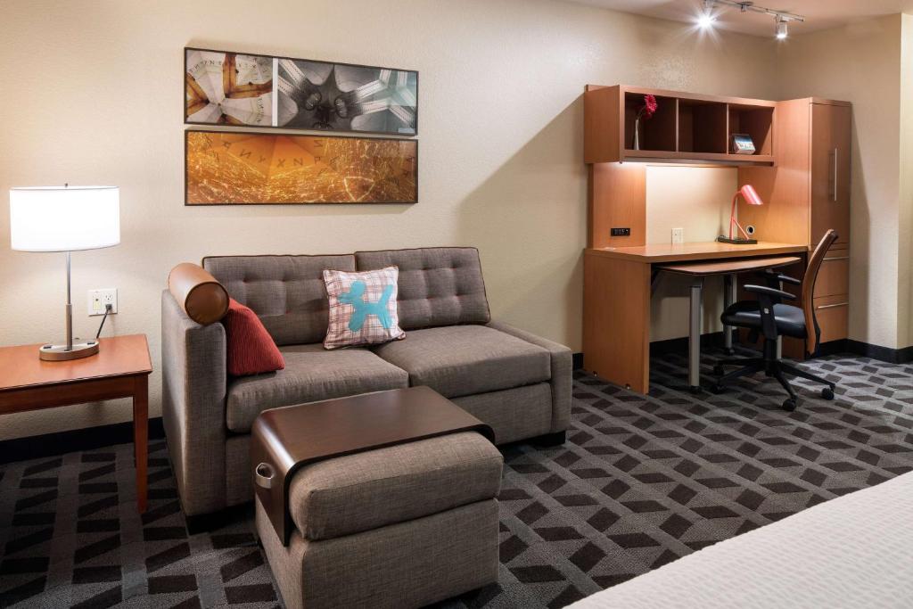 Sonesta Simply Suites Seattle Renton photo 3