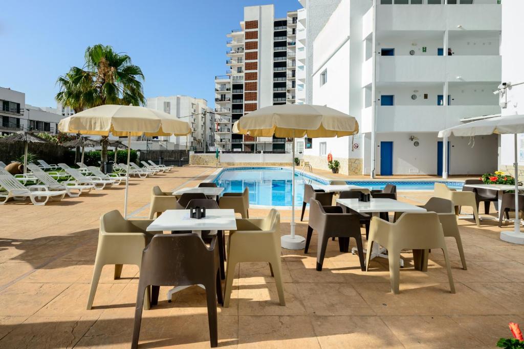 Hotel Apartamentos Vibra Central City - Adults only photo 1