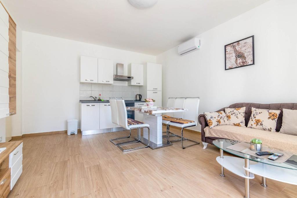 Apartment Lea photo 4