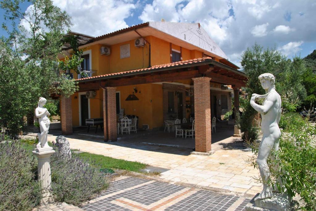 Casa Meridiana con piscina relax tra i vigneti photo 1