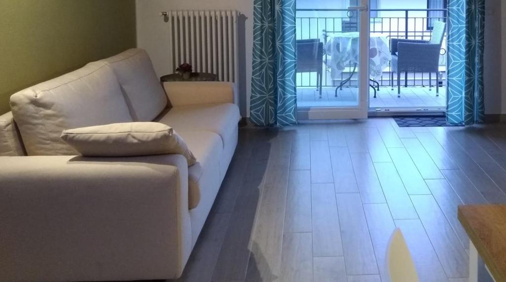 Dreaming Feriolo - mansarded apartment by Danilo Apartments photo 4