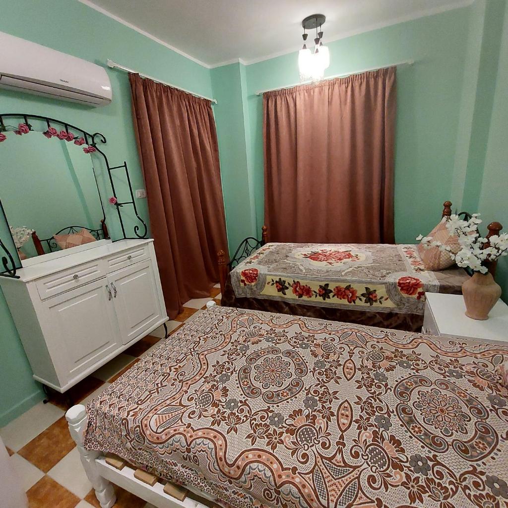 Coral flat with 2 bedrooms and 3 balconies . photo 1