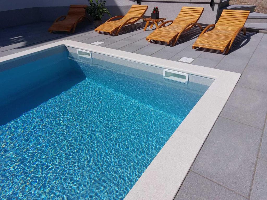 Holiday Home & Spa Kozji Vrh photo 2