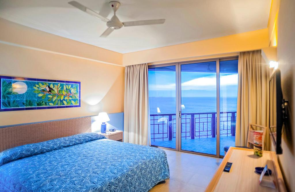 ZUANA BEACH RESORT SUITE PARA 6 PERSONAS 2 HABT 2BAÑOS