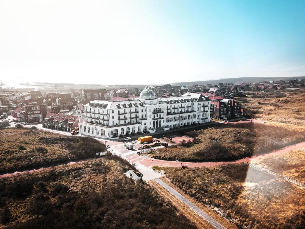 Strandhotel Kurhaus Juist photo 1