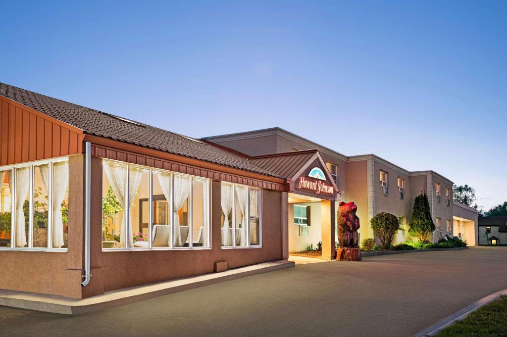 Howard Johnson by Wyndham Gravenhurst photo 2