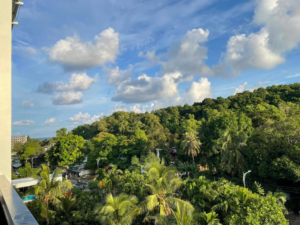 Leaf Hotel Phú Quốc