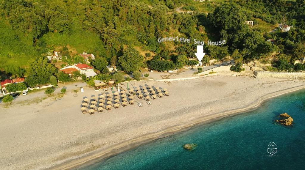 Genevieve Sea House - by the sea ....on the beach. photo 1