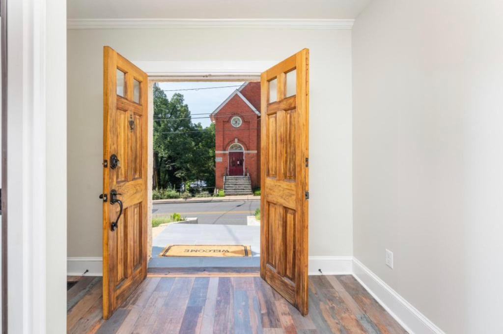 The Sanctuary:Downtown Staunton photo 1