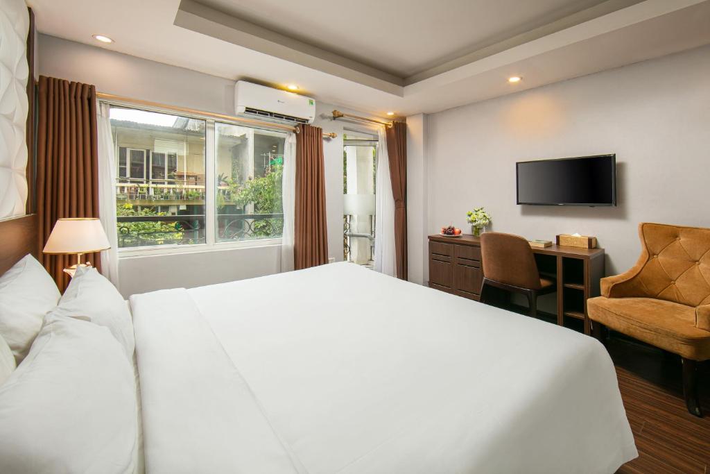 Khách sạn Tú Linh Palace 2