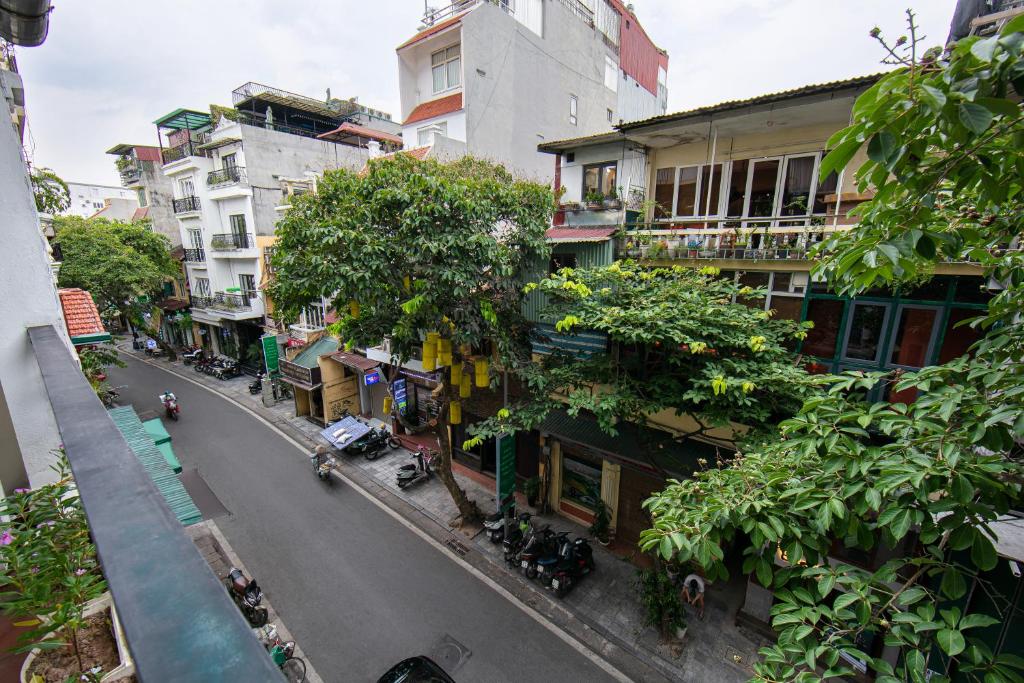 Khách sạn Tú Linh Palace 2