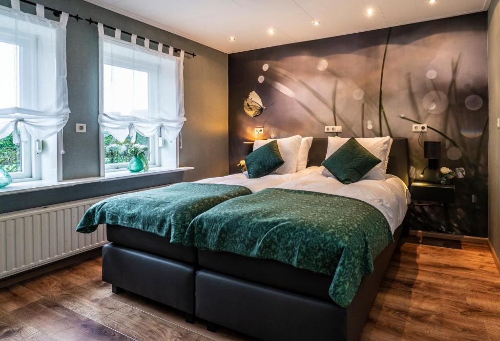 B&B Poort van Westerwolde privé appartement met terras op zuiden photo 1