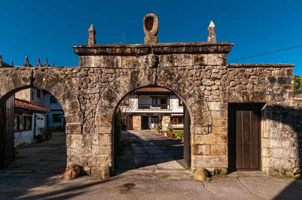Casa rural Paco En pleno corazón de Cantabria muy cerca de la costa photo 2