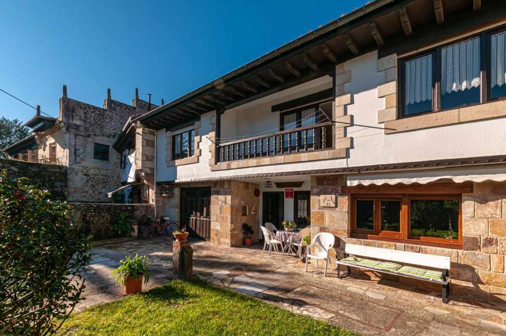 Casa rural Paco En pleno corazón de Cantabria muy cerca de la costa photo 3