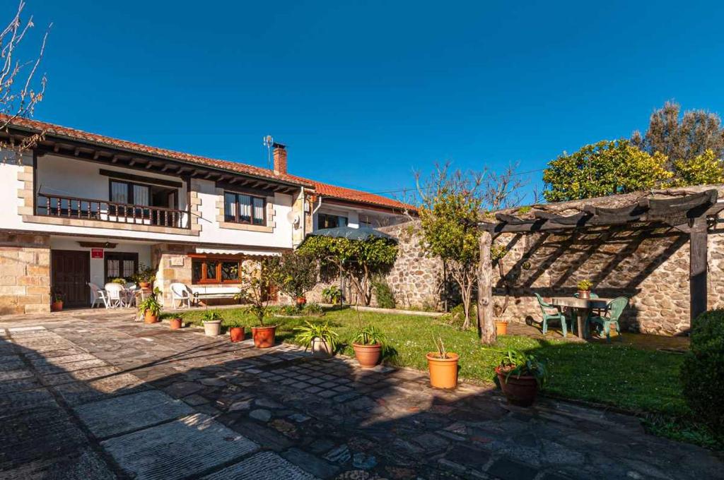 Casa rural Paco En pleno corazón de Cantabria muy cerca de la costa photo 4