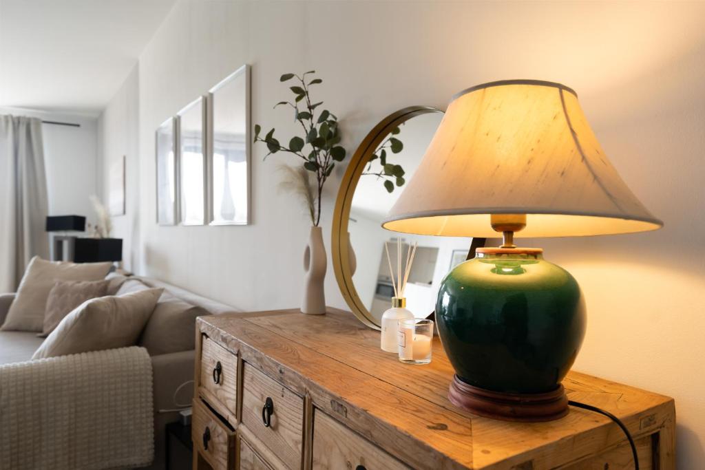 SHS HOMES-LUXE HIGHRISE, 2 BEDROOMS, KITCHEN, FREE PARKING, STUNNING VIEW, LARGE TARRASSE, Workspace photo 3