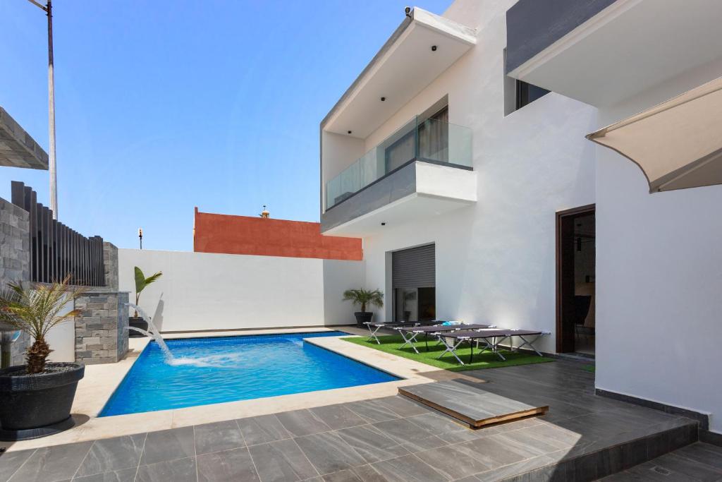 Villa MOSA 3 beds + 3 Bath villa with pool photo 2